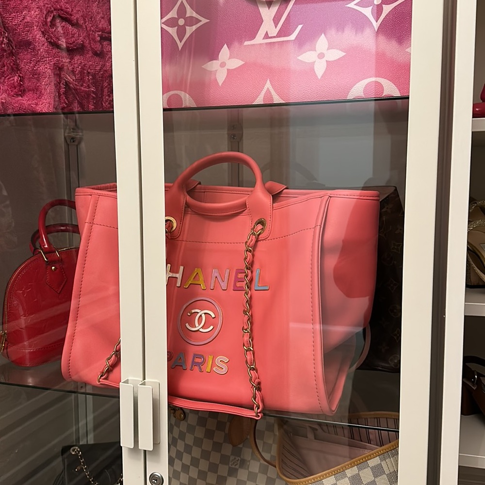Barbie Pink Chanel Large Deauville Shopping Tote - Picture 10 of 15